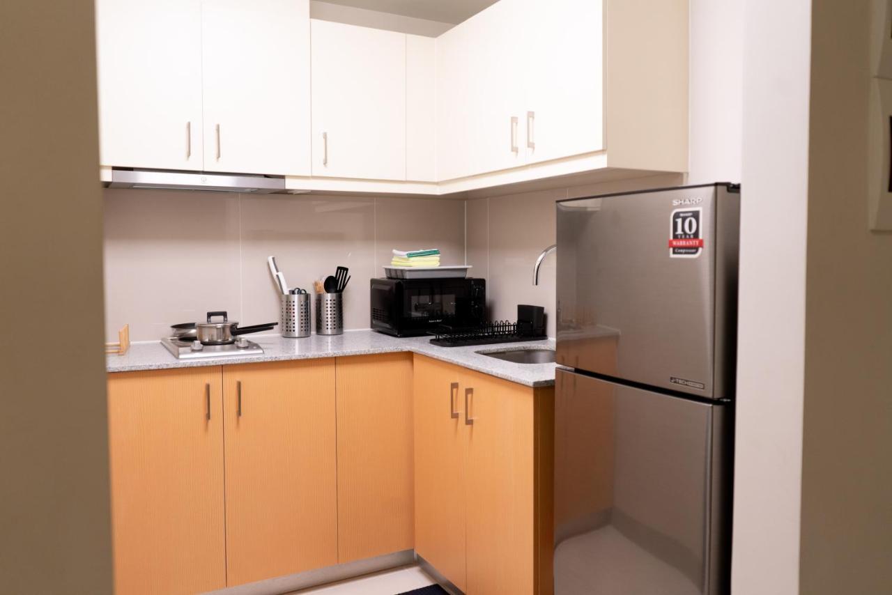 Uptown Parksuites Apartments Tower 2 Bgc By Ph Staycation Manila Bagian luar foto