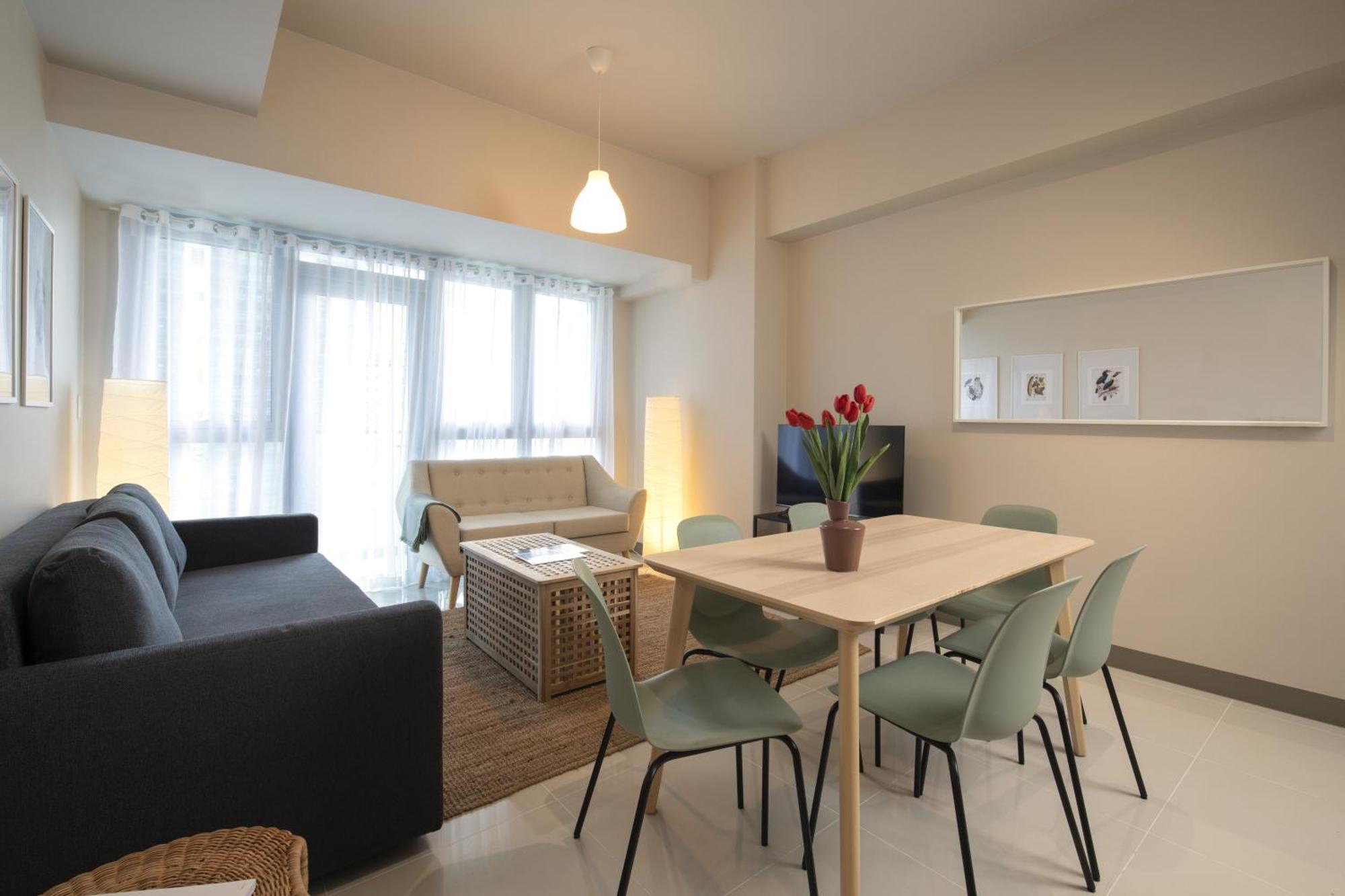 Uptown Parksuites Apartments Tower 2 Bgc By Ph Staycation Manila Bagian luar foto