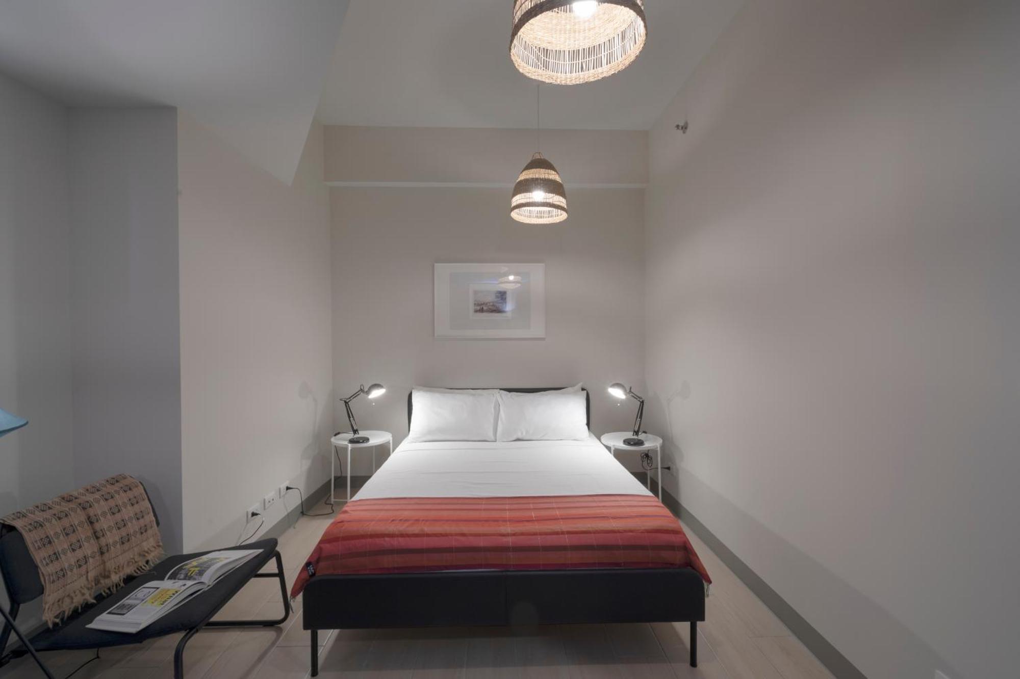 Uptown Parksuites Apartments Tower 2 Bgc By Ph Staycation Manila Bagian luar foto