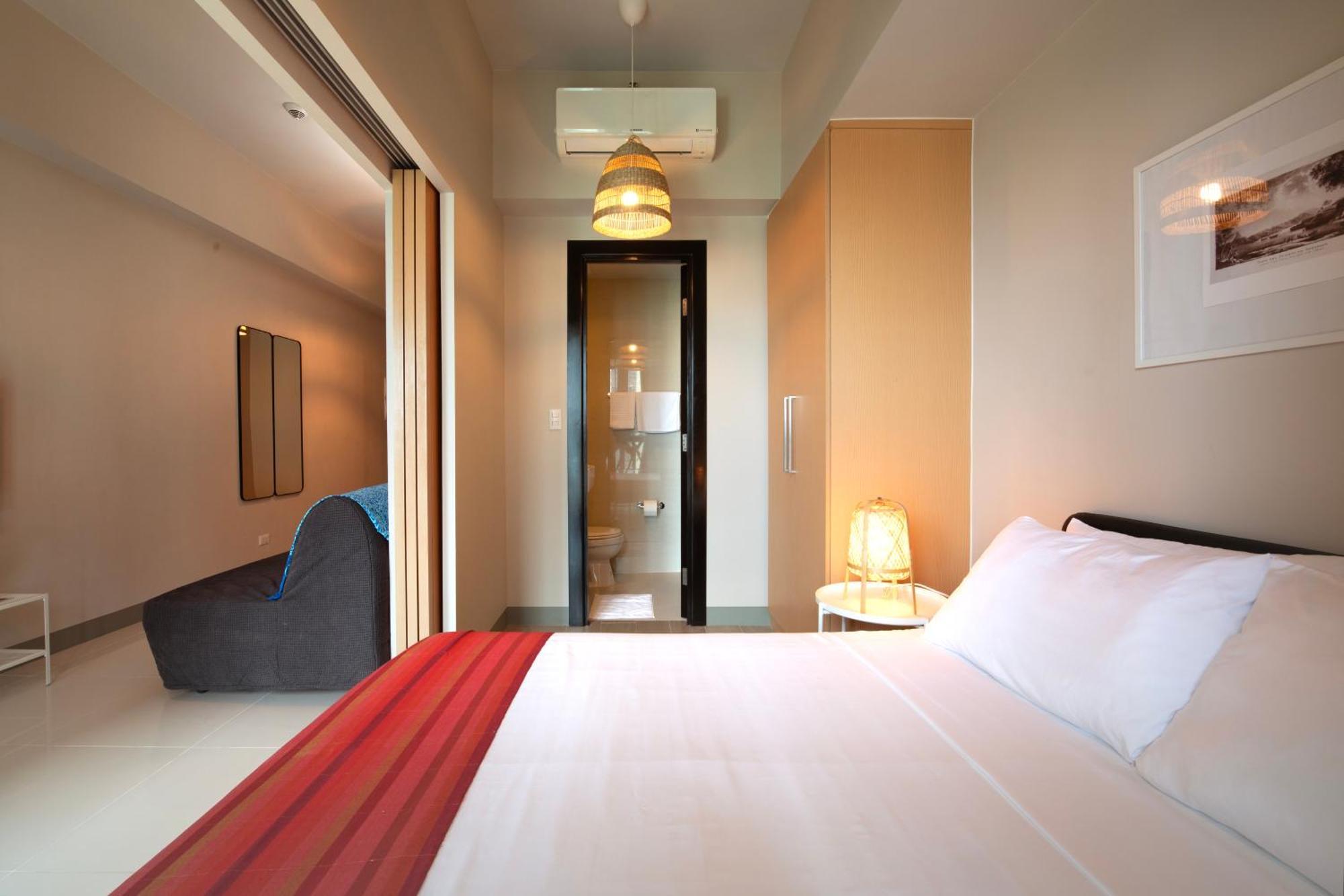 Uptown Parksuites Apartments Tower 2 Bgc By Ph Staycation Manila Bagian luar foto