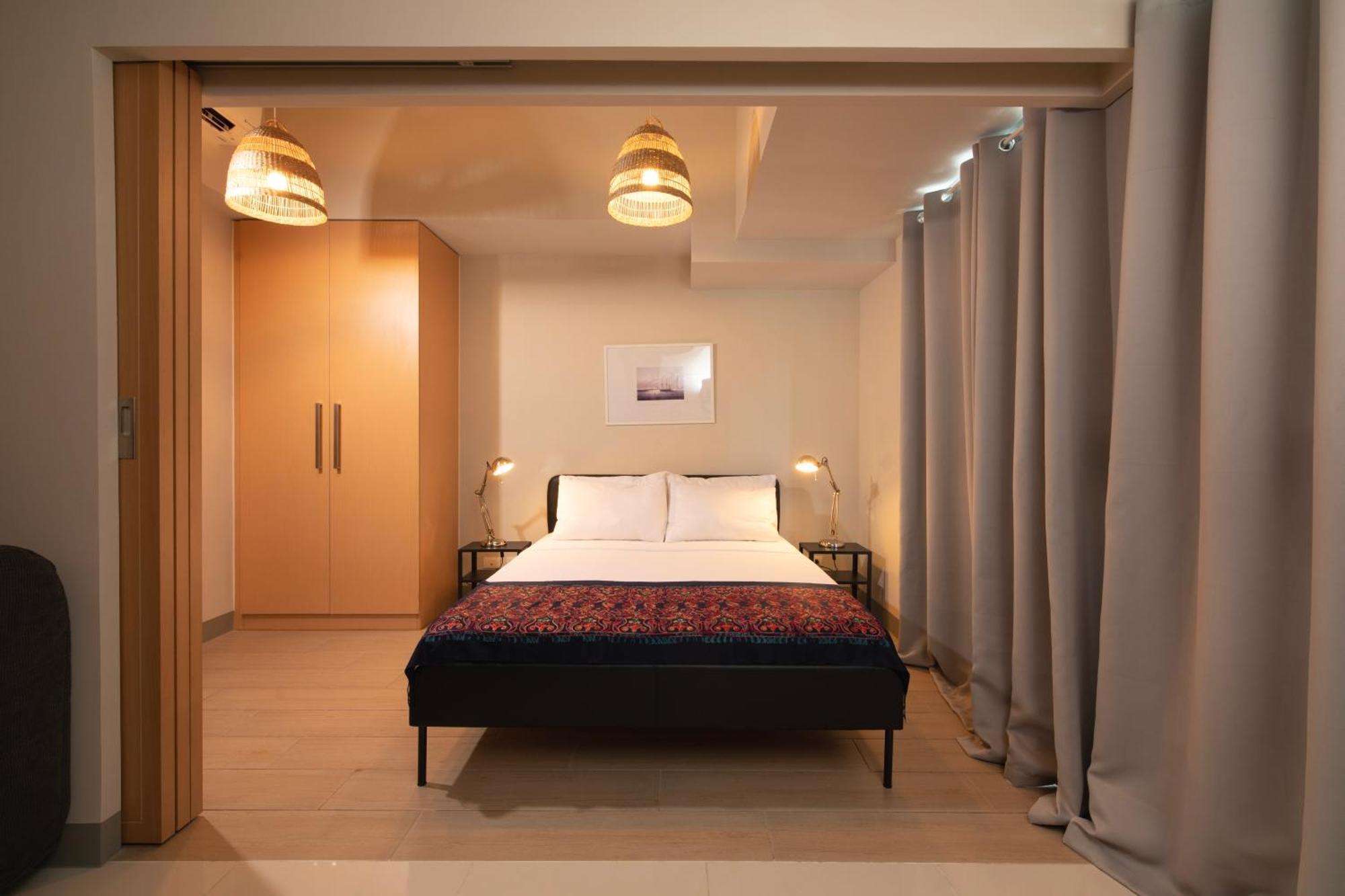 Uptown Parksuites Apartments Tower 2 Bgc By Ph Staycation Manila Bagian luar foto