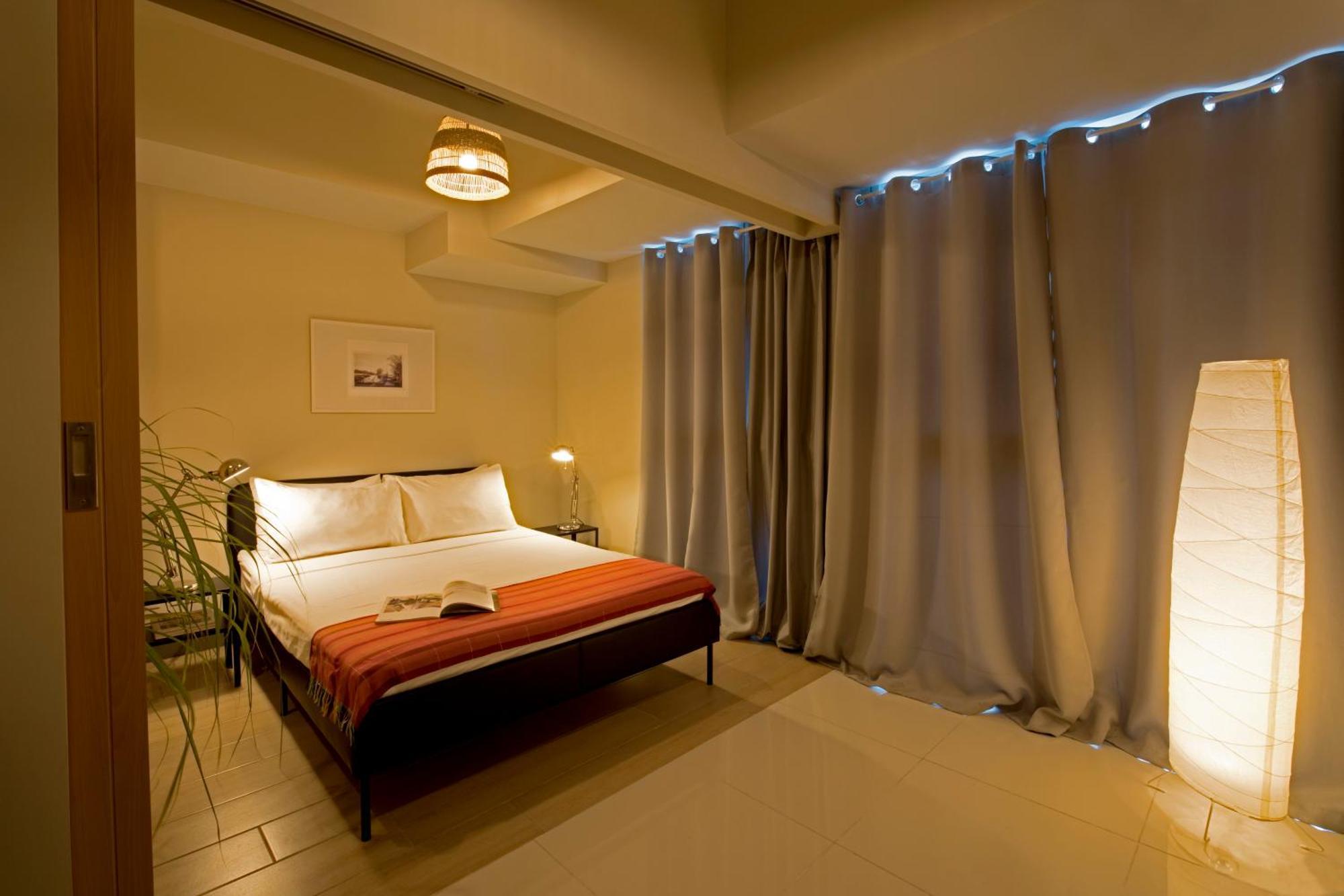 Uptown Parksuites Apartments Tower 2 Bgc By Ph Staycation Manila Bagian luar foto