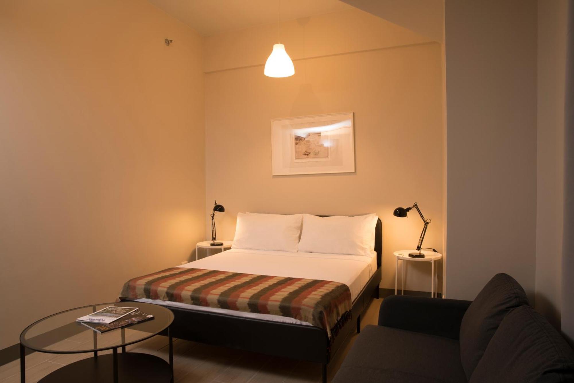 Uptown Parksuites Apartments Tower 2 Bgc By Ph Staycation Manila Bagian luar foto