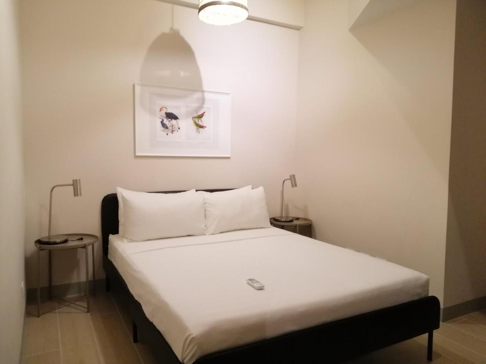 Uptown Parksuites Apartments Tower 2 Bgc By Ph Staycation Manila Bagian luar foto